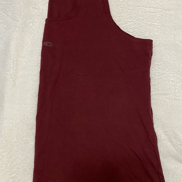 Burgundy Sleeveless Top - Picture 1 of 1